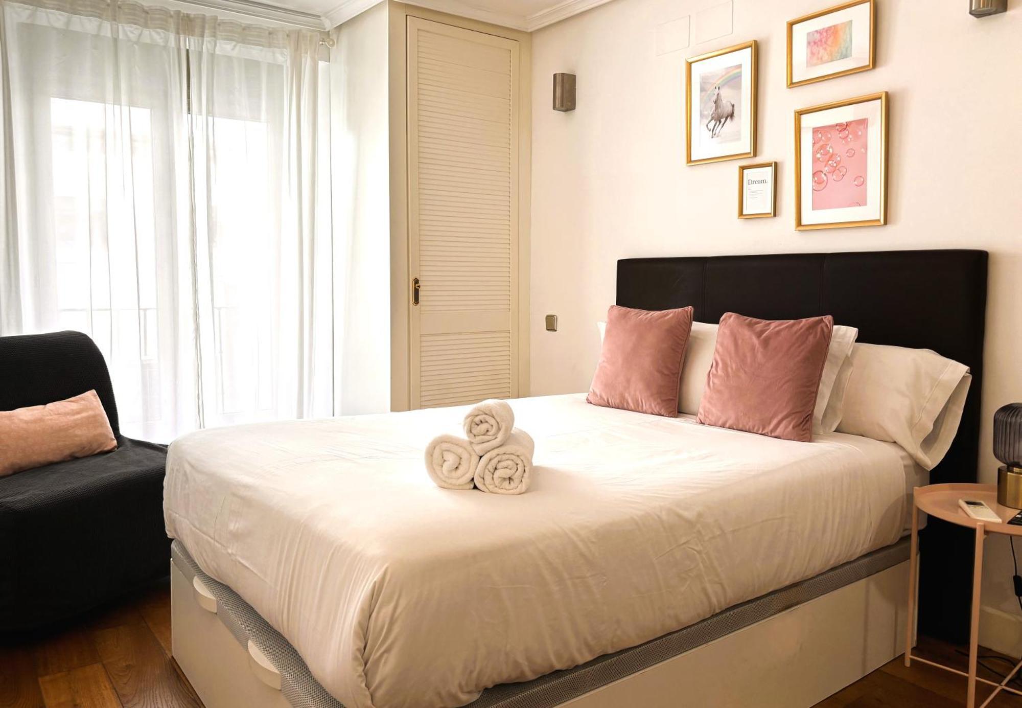 Chueca Apartamentos Noxi Μαδρίτη Εξωτερικό φωτογραφία