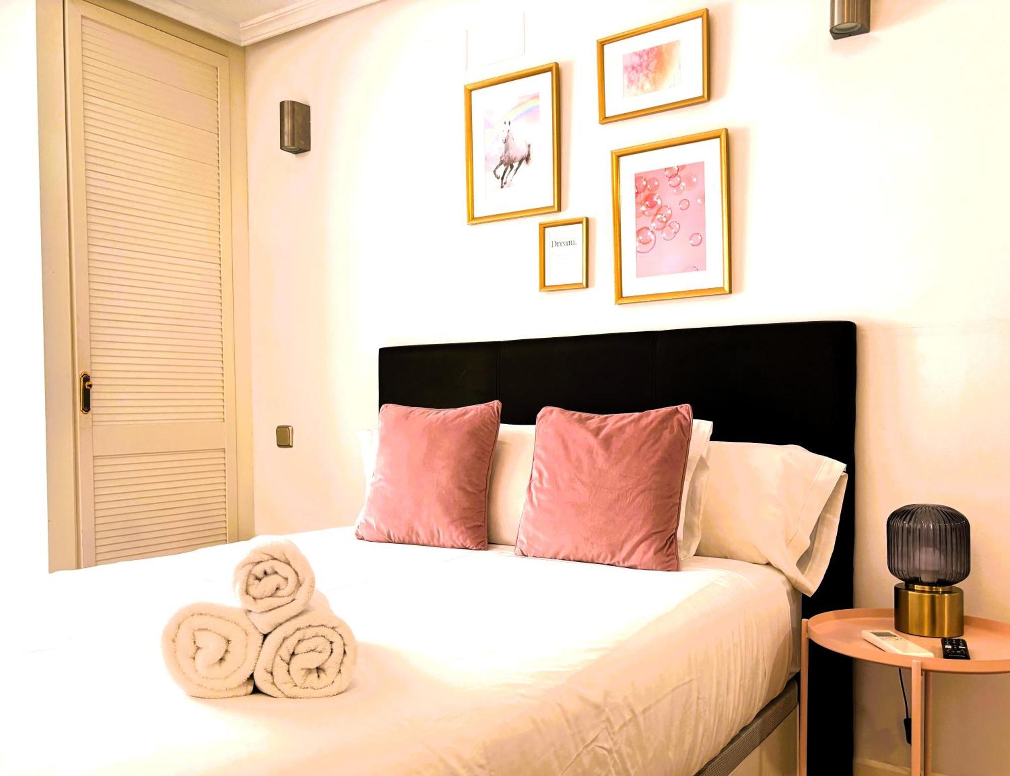 Chueca Apartamentos Noxi Μαδρίτη Εξωτερικό φωτογραφία